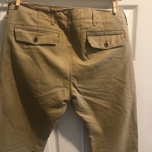 Men’s Levi chino pants